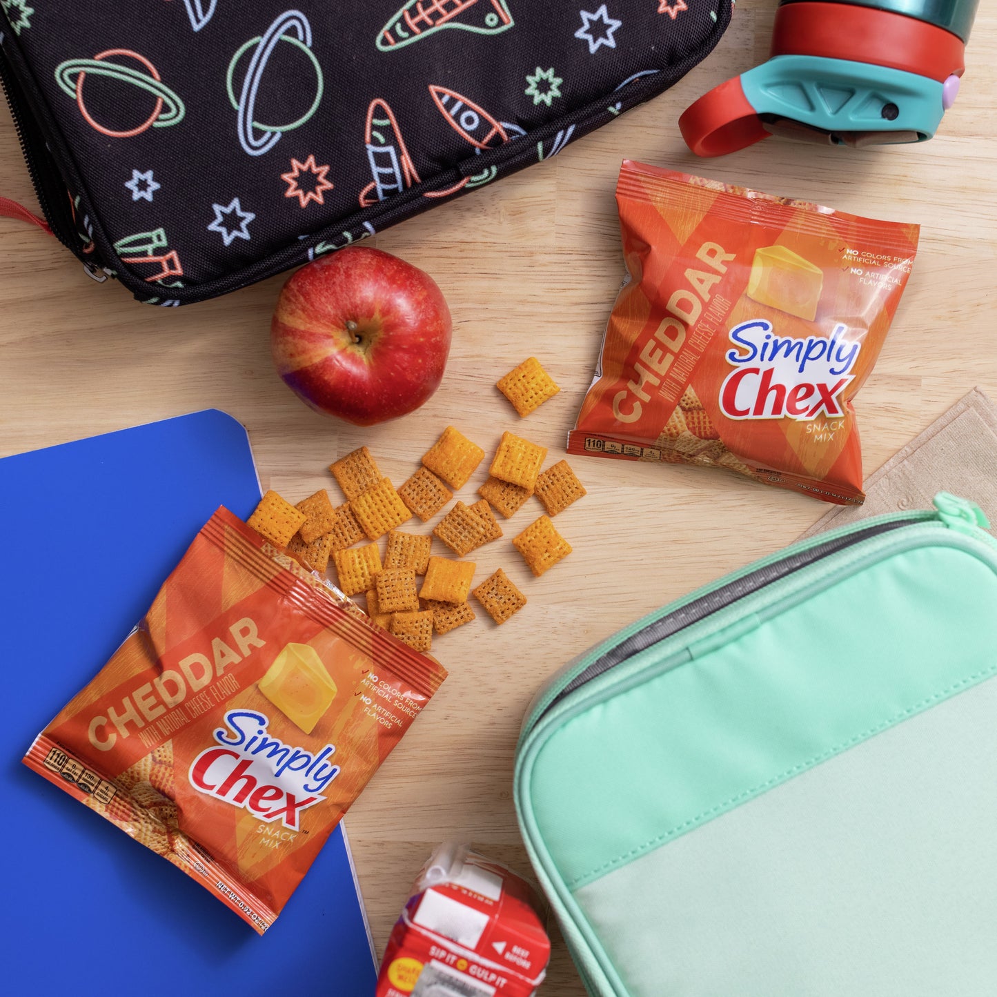 Chex Mix(TM) Simply Chex(TM) Snack Mix SingleServe Cheddar (60 ct) 0.92 oz